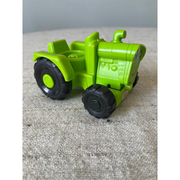 Fisher-Price Little People Helpful Harvester Tractor Farm Vehicle Figure Set - Picture 5 of 8